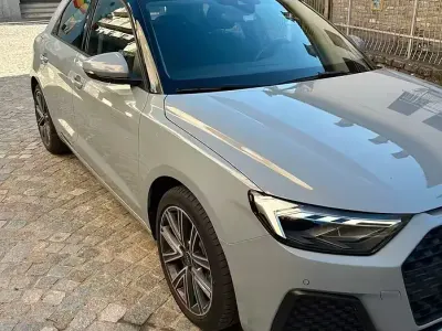 Käytetty Audi A1 Sport 82 HP (60 kW) 2022 Harmaa Katumaasturi
