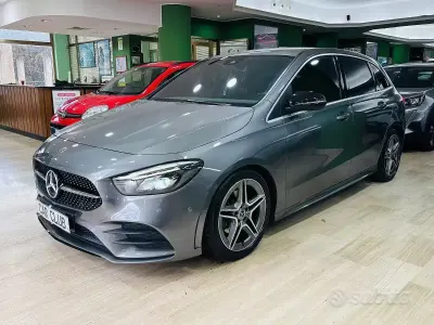 Usata Mercedes B180 Premium 116 CV (85 kW) 2020 Grigio Utilitaria