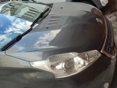 Usata Peugeot 208 82 CV (60 kW) 2015 Grigio Utilitaria