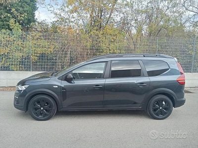 Usata Dacia Jogger 110 CV (80 kW) 2022 Grigio Monovolume