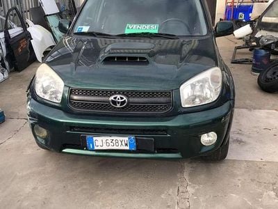 Usata Toyota RAV4 116 CV (85 kW) 2006 SUV