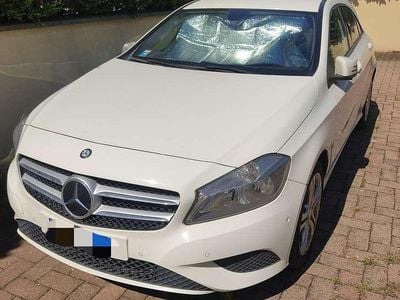 Bianco Usata 2015 Mercedes A180 Berlina | 13.000 € (Buon prezzo)
