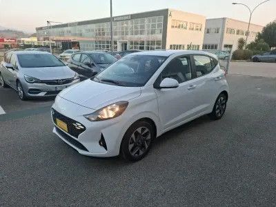 Nuova Hyundai i10 2025 Bianco Utilitaria