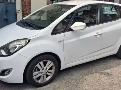 Usata Hyundai ix20 Comfort 88 CV (64 kW) 2013 Bianco Utilitaria
