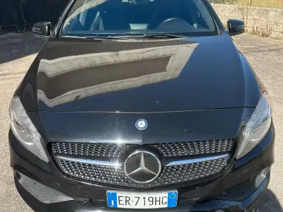 Käytetty Mercedes A200 Premium 136 HP (100 kW) 2013 Musta Sedan