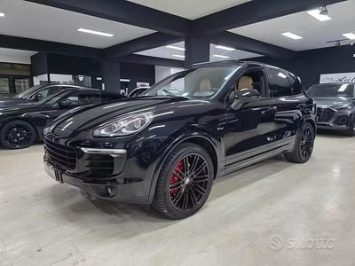 Usata Porsche Cayenne Platinum Edition 262 CV (192 kW) 2016 Nero SUV