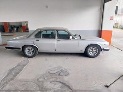 Usata Jaguar XJ6 1981 Grigio Berlina