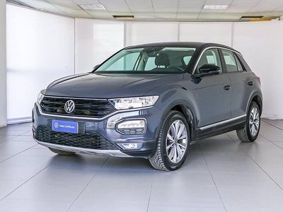 Usata VW T-Roc Style 110 CV (80 kW) 2021 Grigio urano pure white SUV