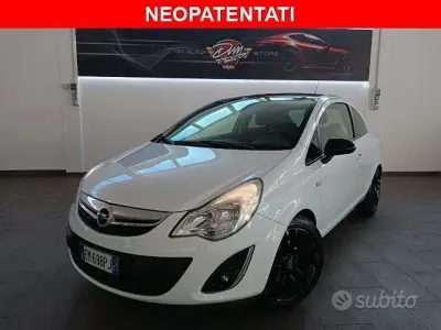Usado Opel Corsa 131 HP (96 kW) 2012 Branco Citadino