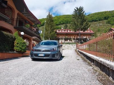 Usata VW Golf VI 122 CV (89 kW) 2010 Grigio Utilitaria