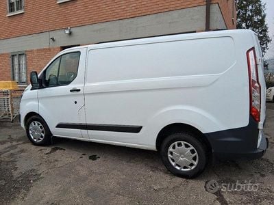 Usata Ford Transit Custom 125 CV (91 kW) 2016 Berlina