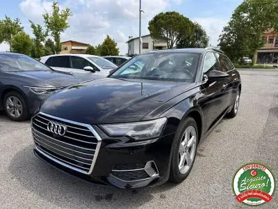 Usata Audi A6 Business 204 CV (150 kW) 2020 Nero Station wagon