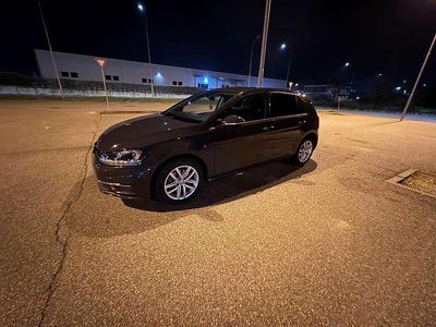 Usata VW Golf VII Highline 116 CV (85 kW) 2018 Berlina