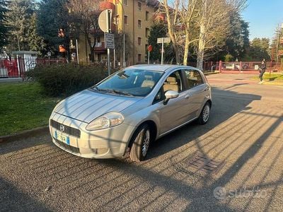 Usata Fiat Grande Punto 2007 Grigio Utilitaria
