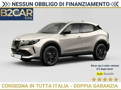 Usata Alfa Romeo Junior 145 CV (106 kW) 2025 Bianco SUV