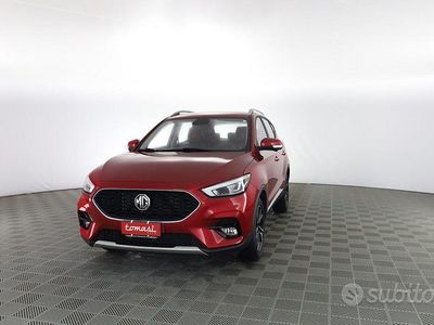 Usata MG ZS Luxury 106 CV (77 kW) 2023 Diamond red SUV