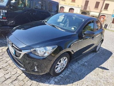 Usata Mazda 2 105 CV (77 kW) 2017 Nero Utilitaria