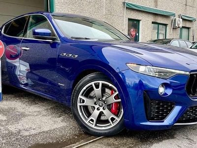 Usata Maserati Levante 350 CV (257 kW) 2021 Blu SUV