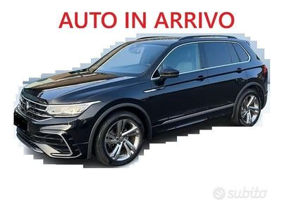 Usata VW Tiguan R-line 150 CV (110 kW) 2021 Nero SUV