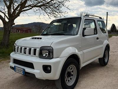 Usata Suzuki Jimny 86 CV (63 kW) 2014 Bianco SUV