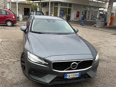 Usata Volvo V60 204 CV (150 kW) 2020 Grigio Station wagon