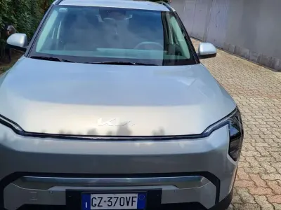 Usata Kia EV3 Earth 50 kW (68 CV) 2025 Grigio SUV