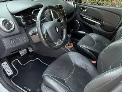 Usata Renault Clio IV 200 CV (147 kW) 2015 Berlina