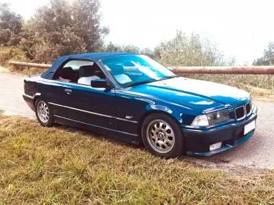 Usata BMW 320 Cabriolet 150 CV (110 kW) 1995 Cabrio