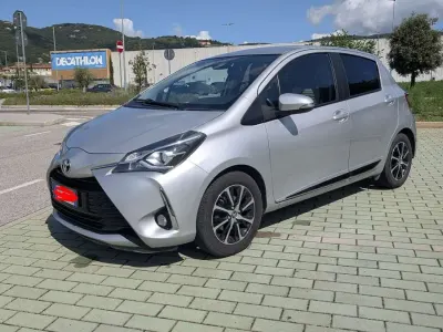 Usado Toyota Yaris Active 72 CV (52 kW) 2018 Berlina
