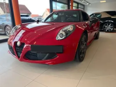 Usata Alfa Romeo 4C 241 CV (177 kW) 2015 Rosso Coupé