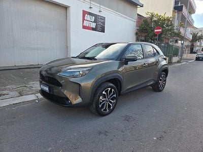 Usata Toyota Yaris Cross Lounge 92 CV (67 kW) 2022 Marrone SUV