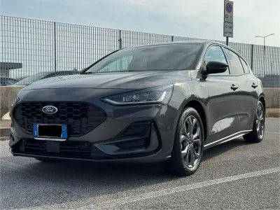Usata Ford Focus ST-Line 125 CV (91 kW) 2023 Berlina