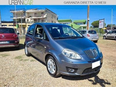 Usata Lancia Musa 95 CV (69 kW) 2012 Grigio Monovolume