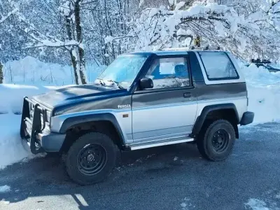 Usata Daihatsu Feroza 86 CV (63 kW) 1993 Nero SUV