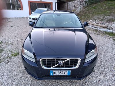 usata Volvo V70 D5 2008