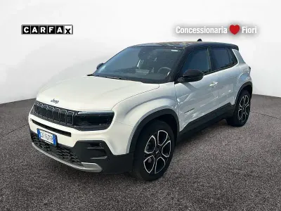 Usata Jeep Avenger Summit 101 CV (74 kW) 2024 Bianco SUV