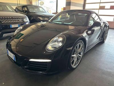 Porsche 911 Carrera 4 Cabriolet