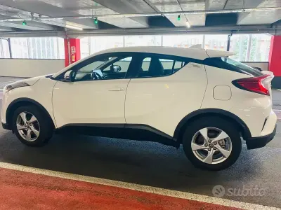 Usata Toyota C-HR