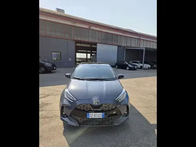 Usata Toyota Yaris Hybrid Sport 92 CV (67 kW) 2025 Other Berlina