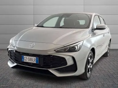 Usata MG MG3 116 CV (85 kW) 2025 Argento Utilitaria
