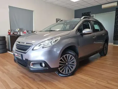 Usata Peugeot 2008 Access 68 CV (50 kW) 2014 Grigio SUV