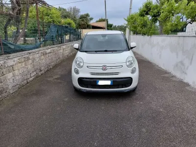 Usata Fiat 500L Living 84 CV (61 kW) 2015 Bianco Monovolume