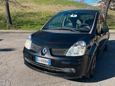 Usata Renault Modus 75 CV (55 kW) 2007 Nero Monovolume