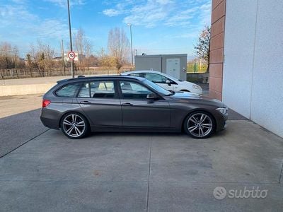 Usata BMW 318 2015 Station wagon