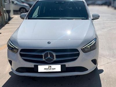 Usata Mercedes B180 Business 116 CV (85 kW) 2019 Bianco Monovolume