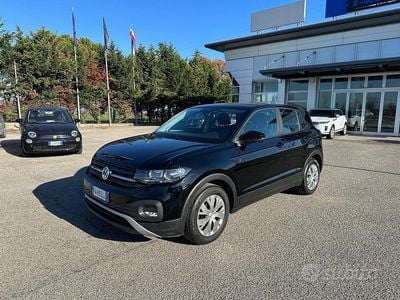 Usata VW T-Cross 95 CV (69 kW) 2019 Nero SUV