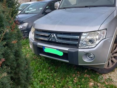 usata Mitsubishi Pajero Pajero 3.2 DI-D 16V aut. 5p. Lim. Ed.DPF