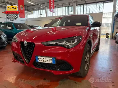 Usata Alfa Romeo Stelvio Sprint 160 CV (117 kW) 2024 Rosso SUV