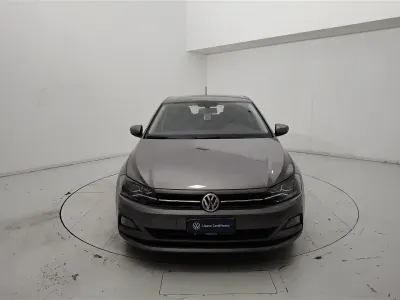 Usata VW Polo Highline 95 CV (69 kW) 2020 Grigio Utilitaria
