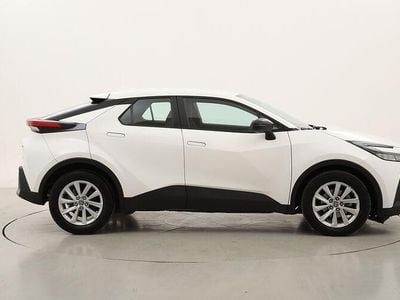 Usata Toyota C-HR Active 140 CV (102 kW) 2024 SUV
